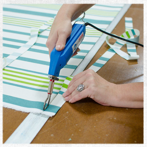 How Do I Calculate How Much Fabric I Need for Piping: Expert Tips